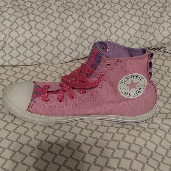 Converse Chuck Taylor High Tops - Picture 1 of 6